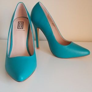 Teal pumps